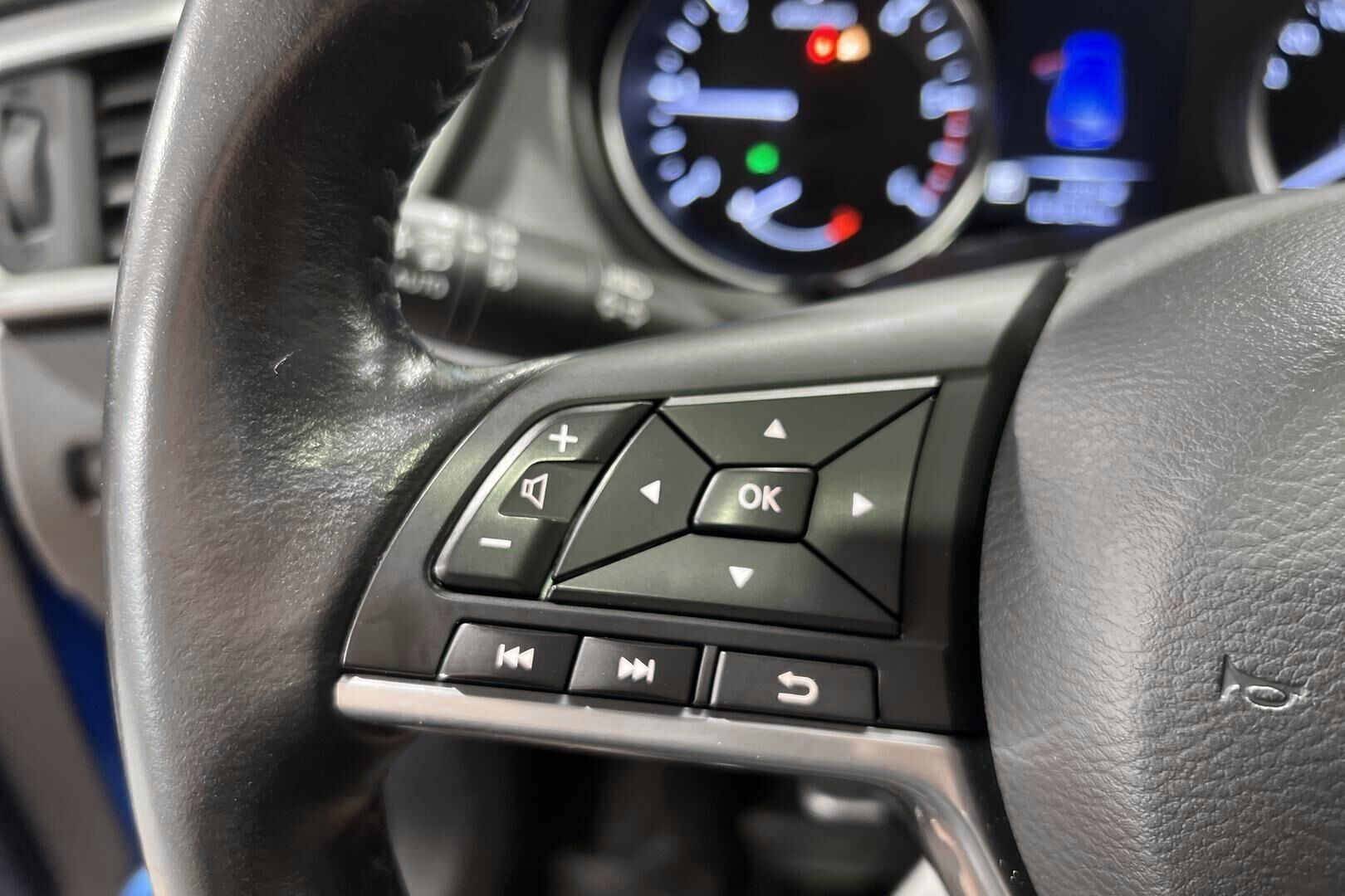 Nissan Qashqai iso kuva 17