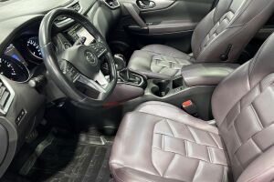 Nissan Qashqai esikatselu 9