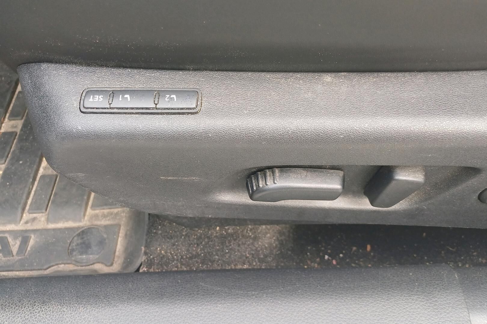 Nissan Qashqai iso kuva 14