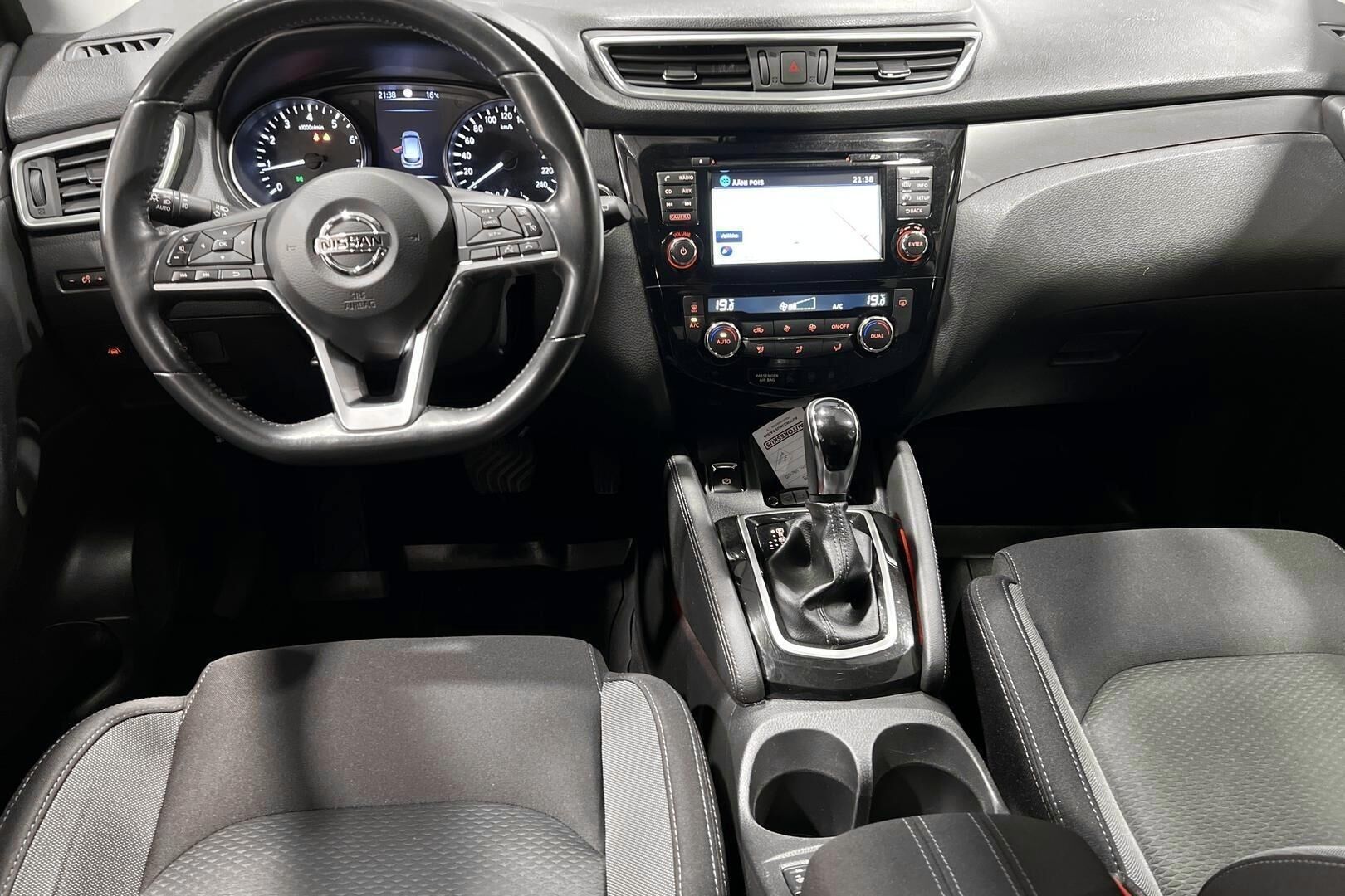 Nissan Qashqai iso kuva 11