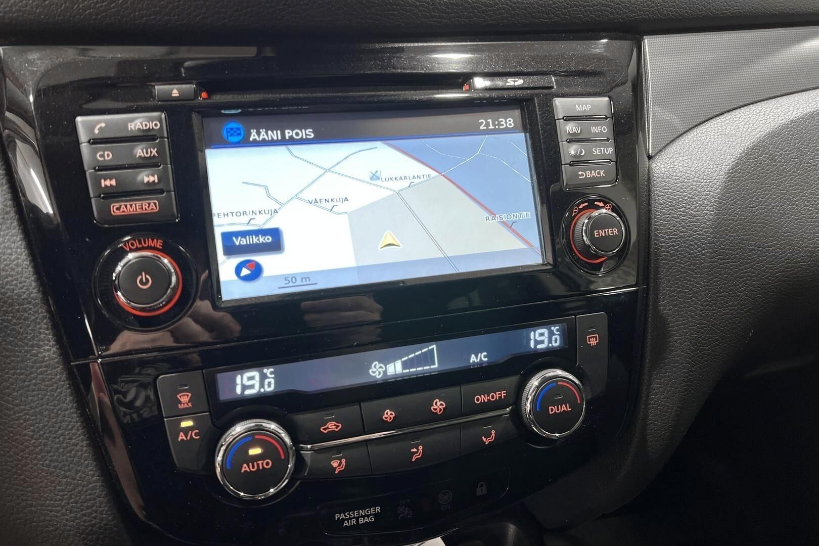 Nissan Qashqai iso kuva 18