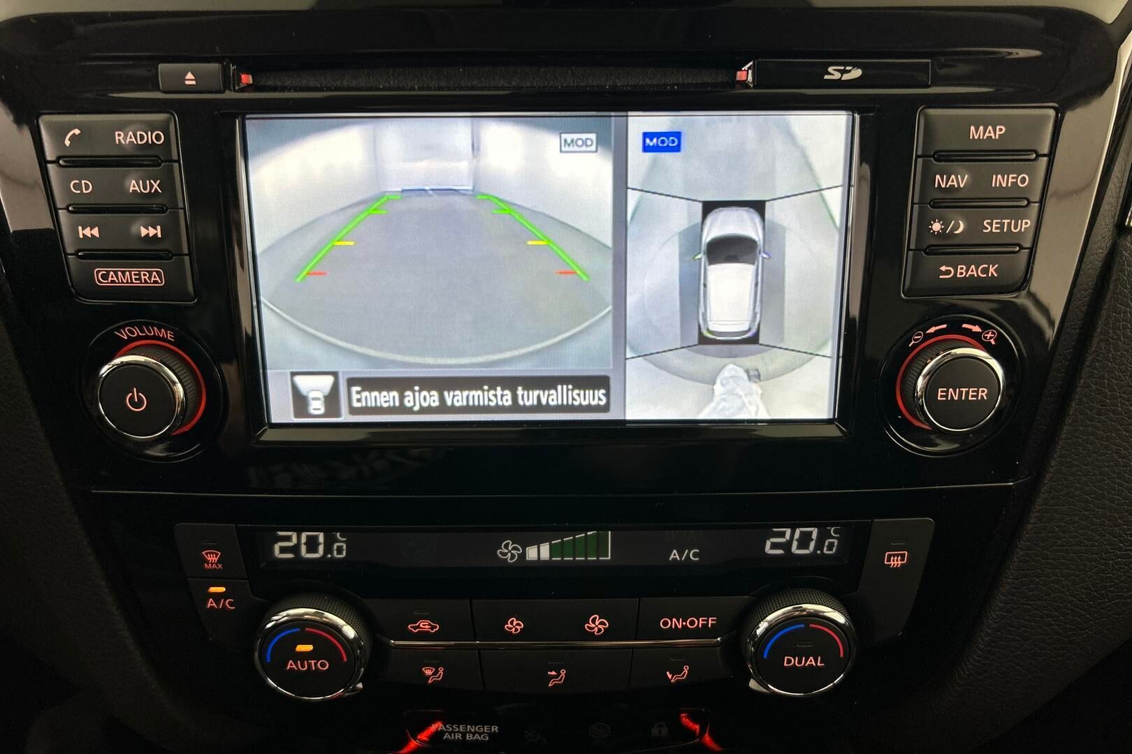 Nissan Qashqai iso kuva 17