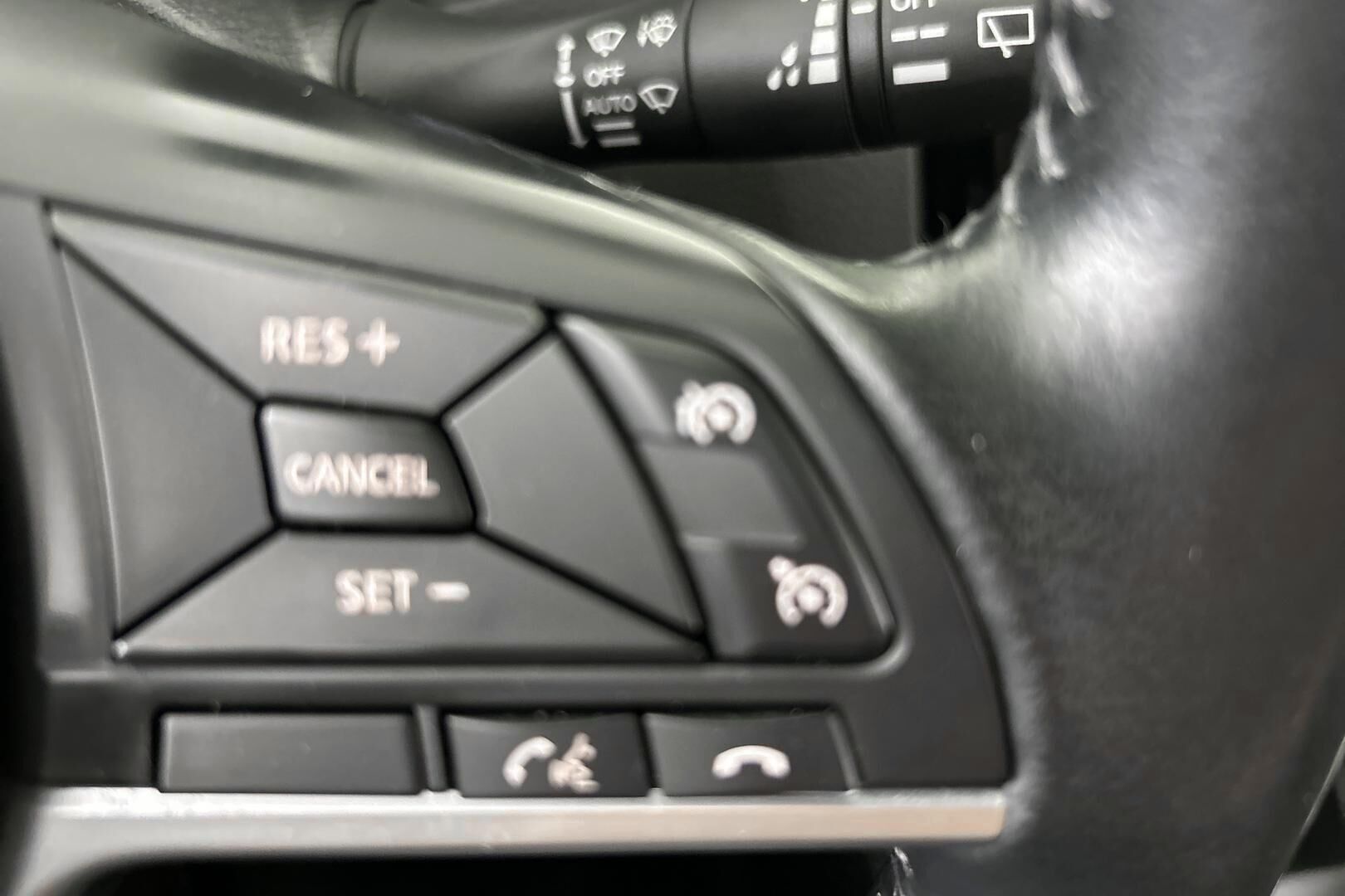 Nissan Qashqai iso kuva 22