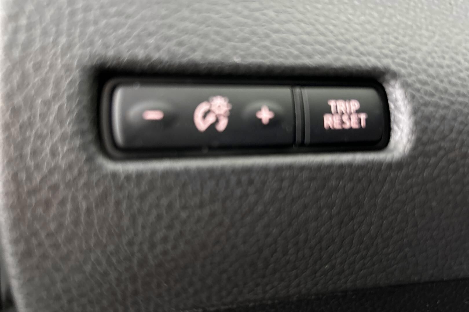 Nissan Qashqai iso kuva 24