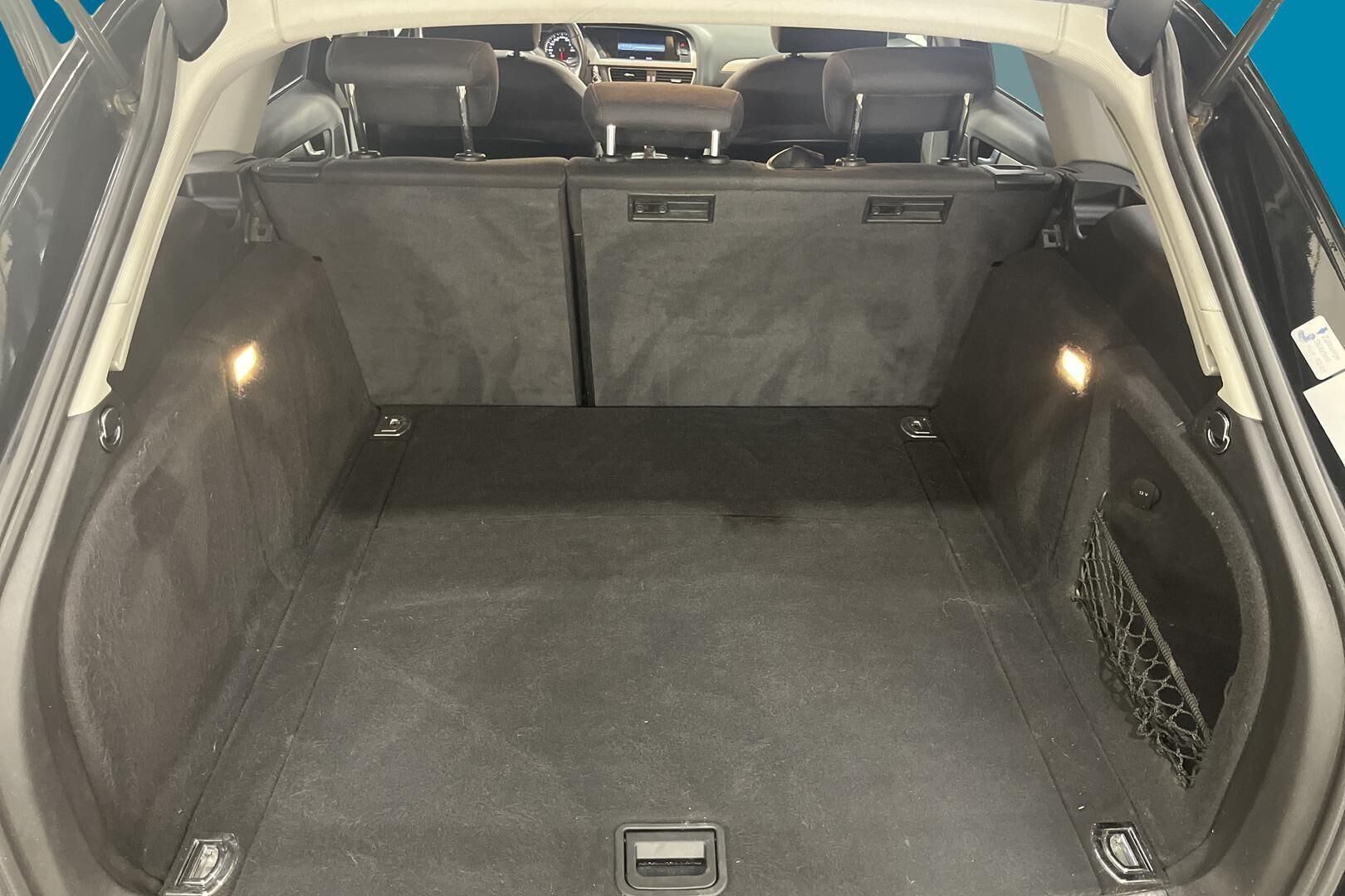 Audi A4 iso kuva 12