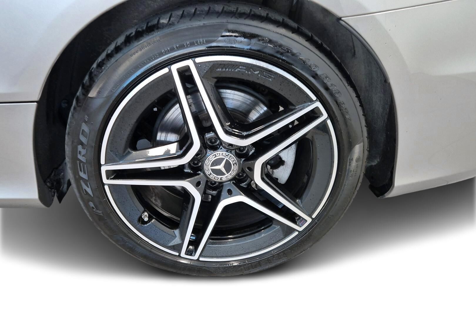 Mercedes-Benz C iso kuva 13