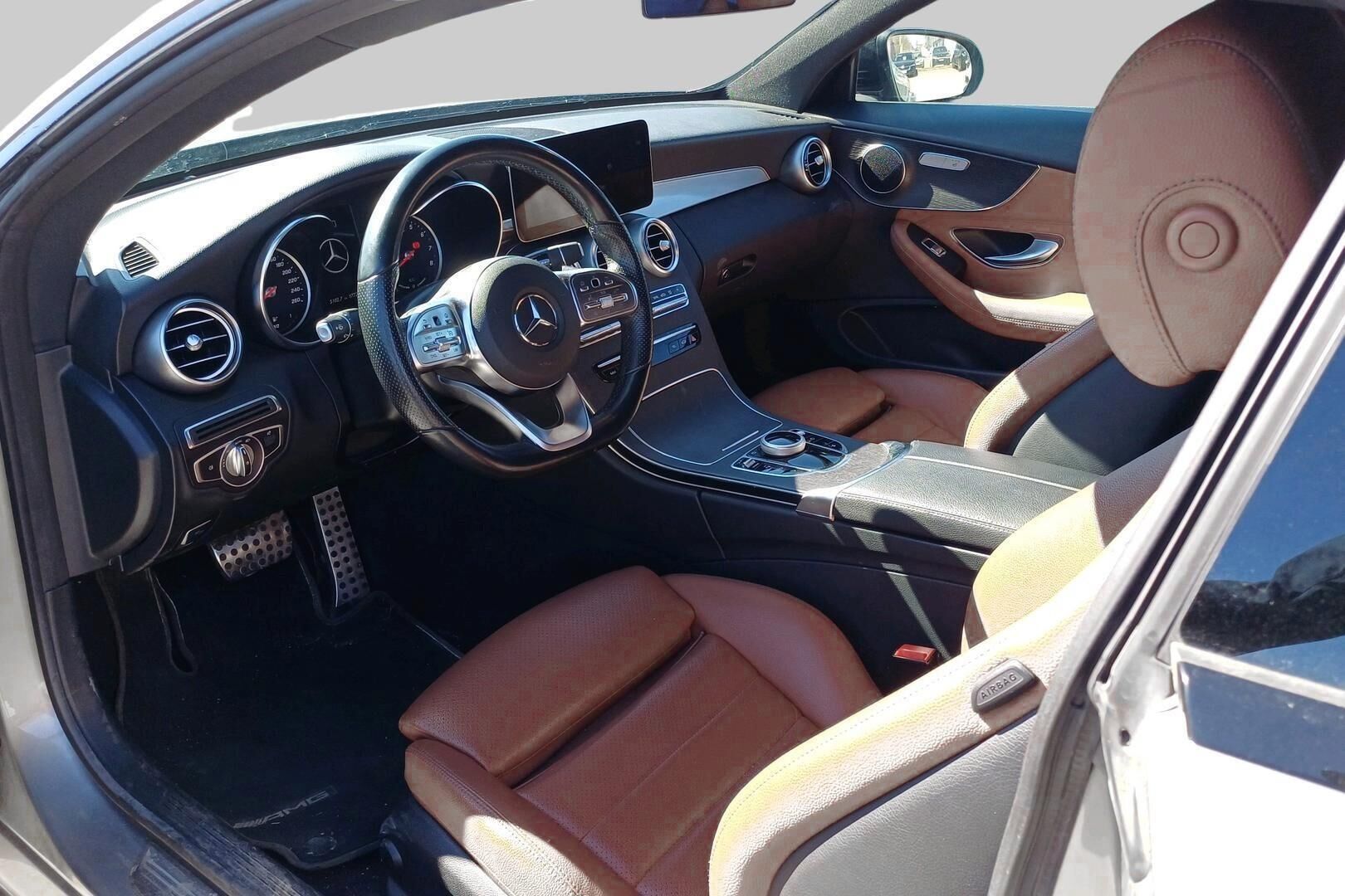 Mercedes-Benz C iso kuva 2