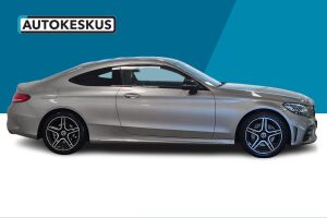Mercedes-Benz C esikatselu 4