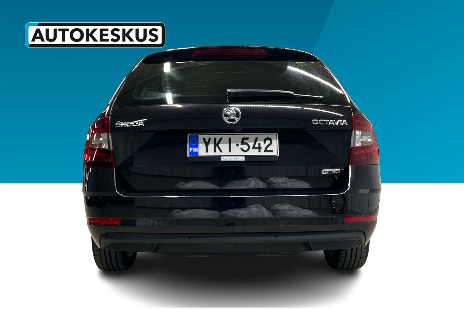 Skoda Octavia iso kuva 2