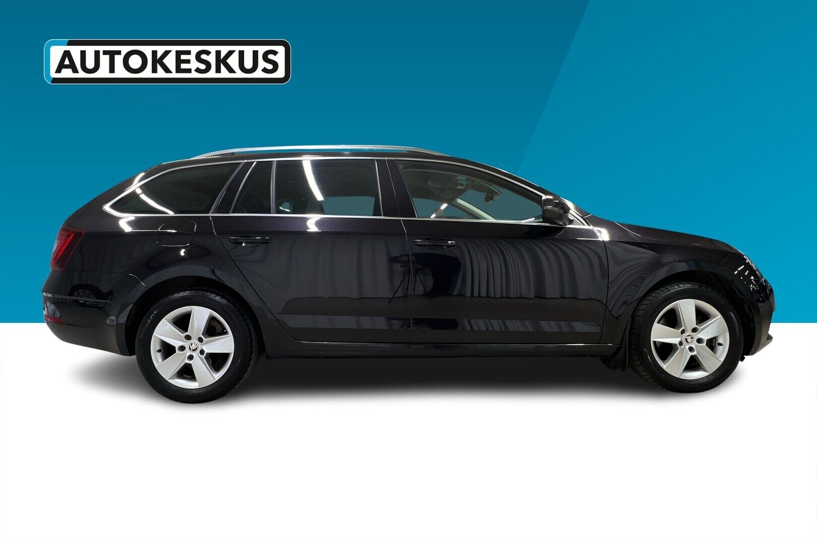 Skoda Octavia iso kuva 4