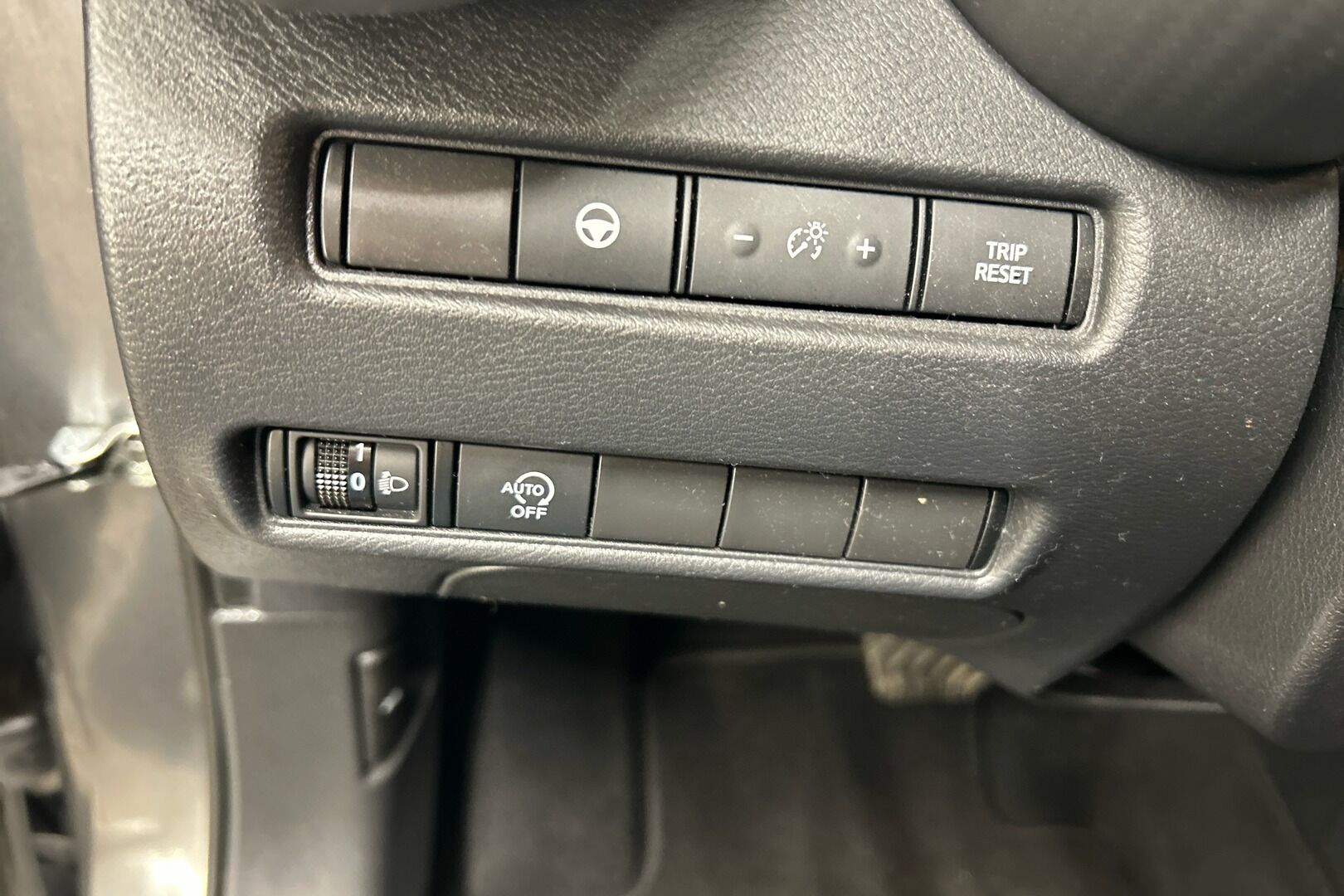 Nissan Juke iso kuva 12