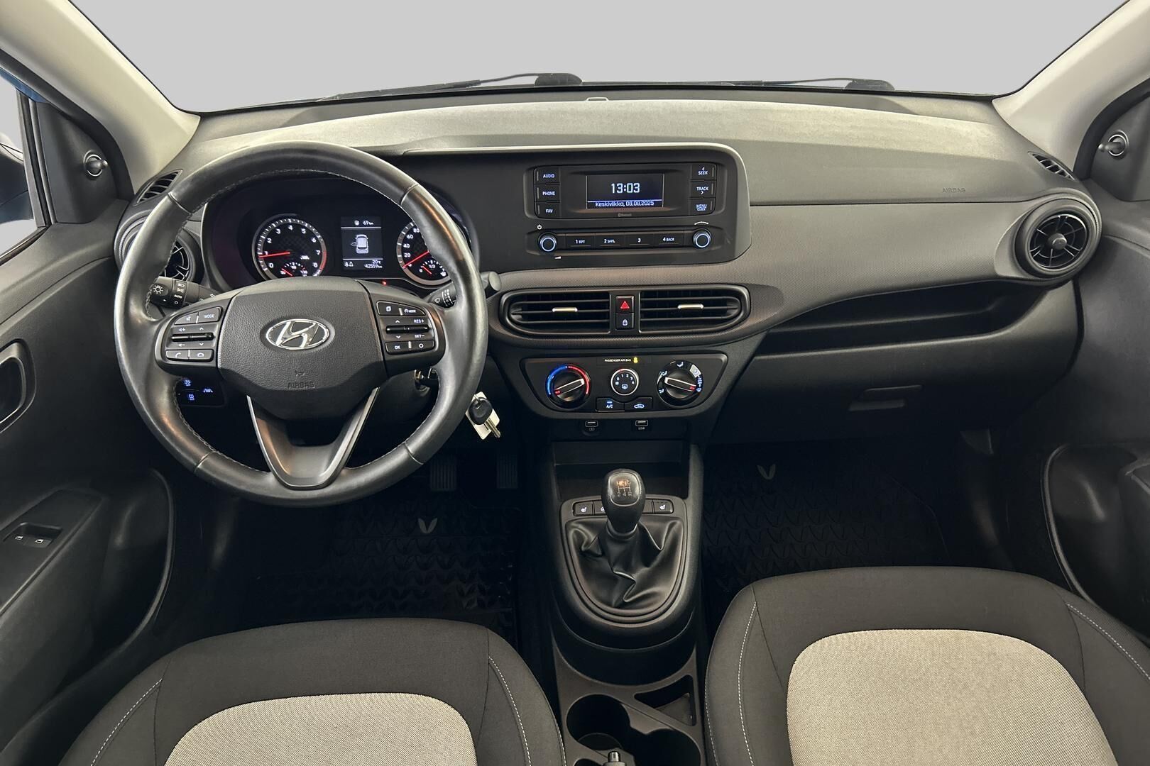 Hyundai i10 iso kuva 11