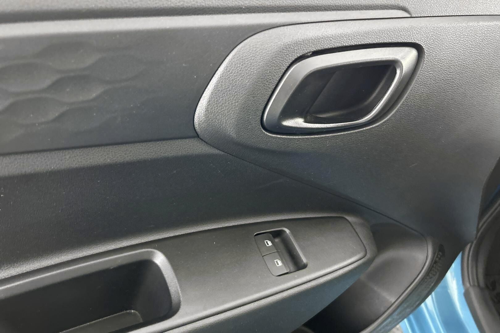 Hyundai i10 iso kuva 24