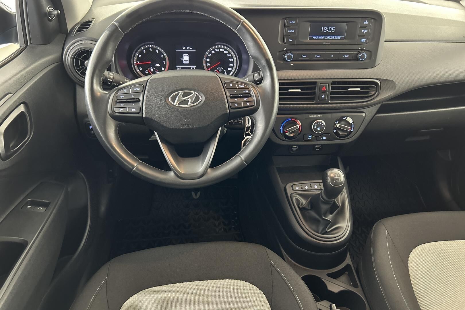 Hyundai i10 iso kuva 25