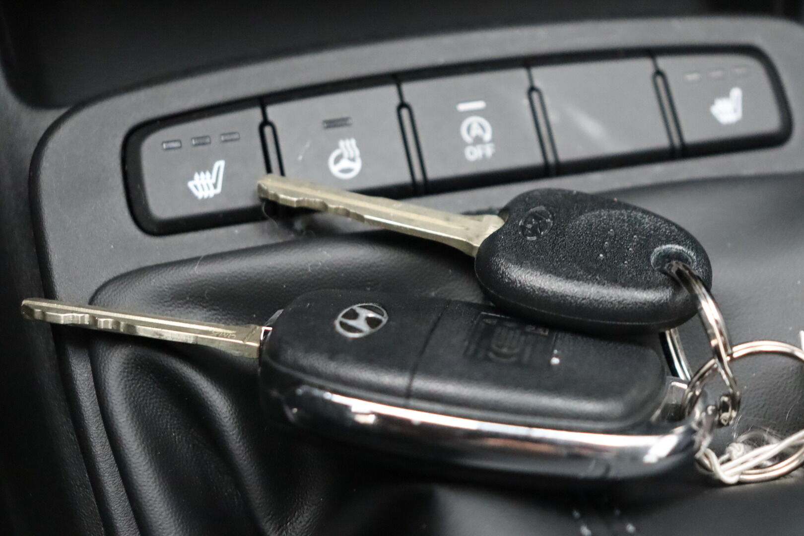 Hyundai i10 iso kuva 9