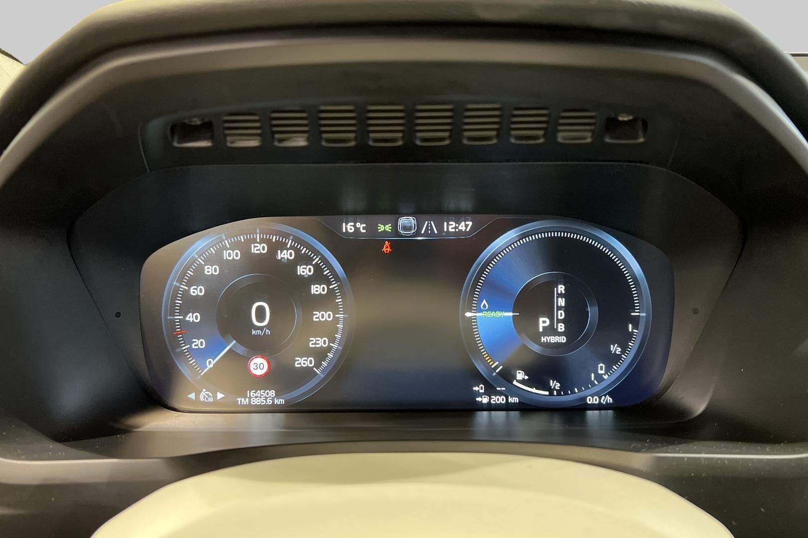 Volvo XC90 iso kuva 13
