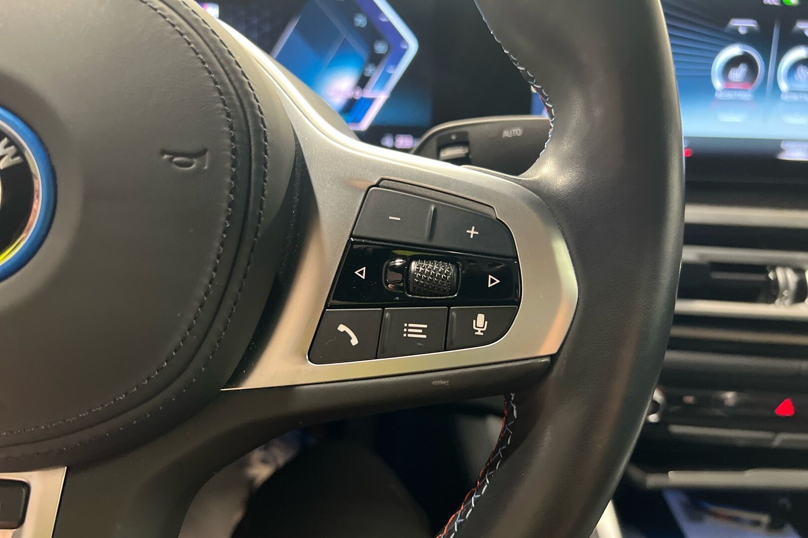 BMW i4 M50 iso kuva 14