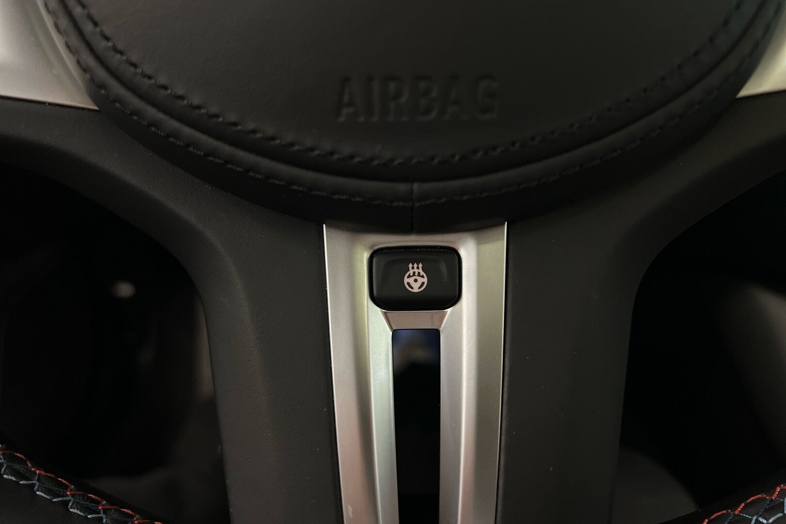 BMW i4 M50 iso kuva 16
