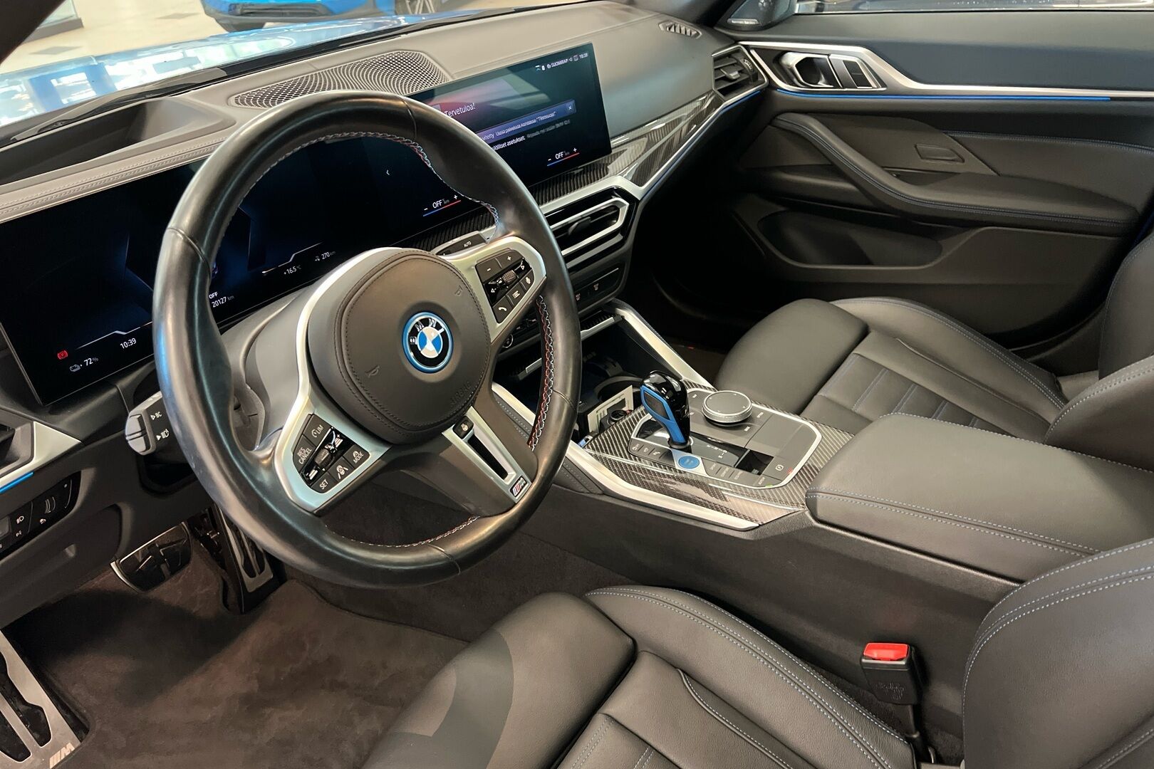 BMW i4 M50 iso kuva 6