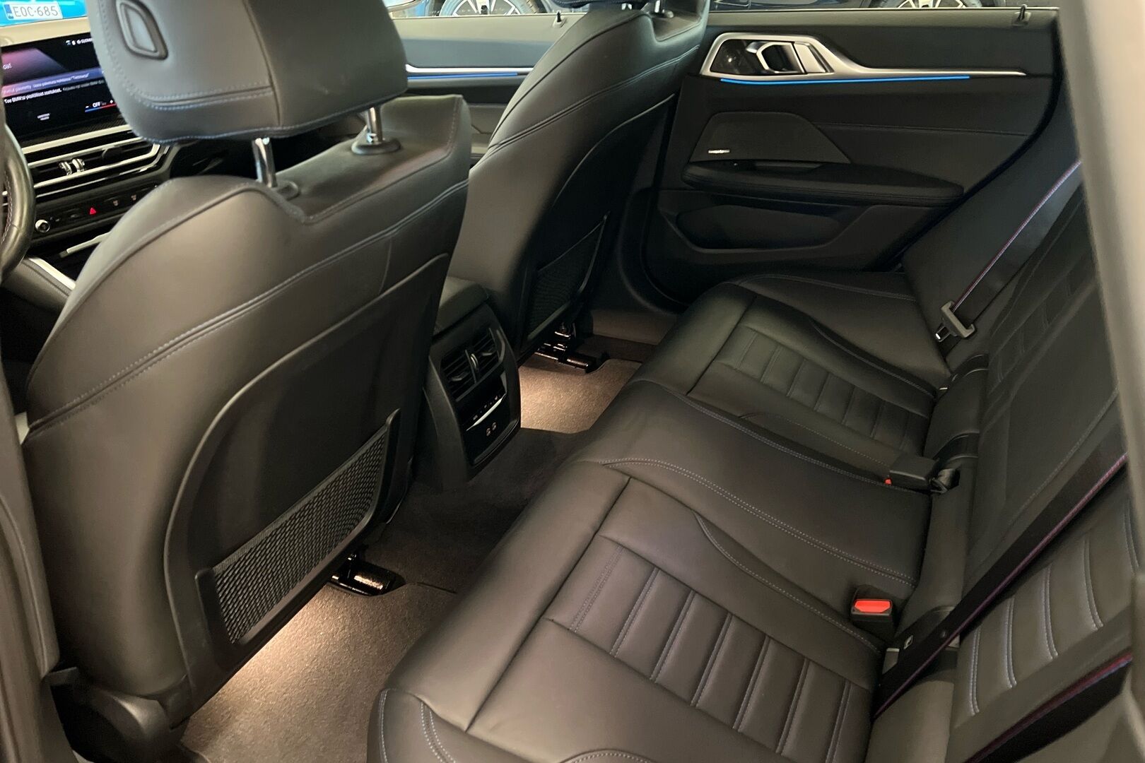 BMW i4 M50 iso kuva 8