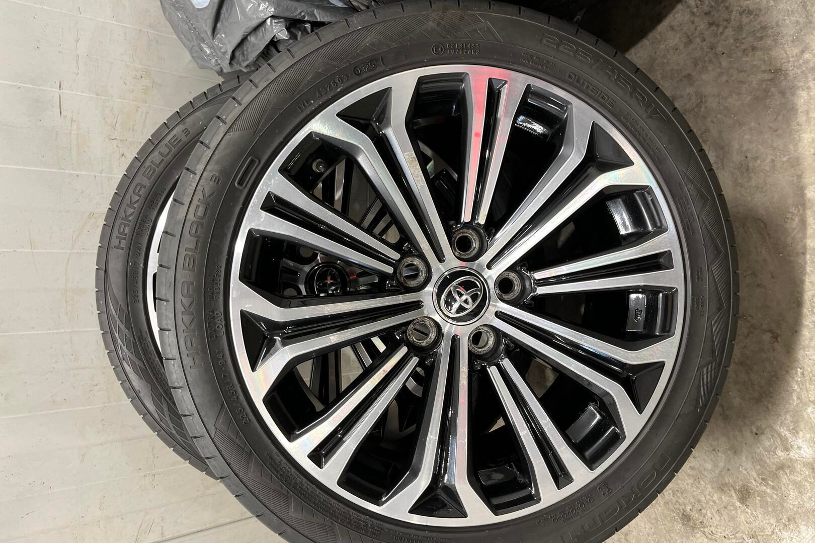 Toyota Corolla iso kuva 13