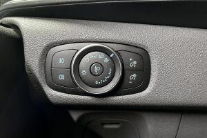 Ford Transit Custom esikatselu 15