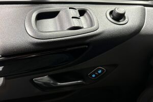 Ford Transit Custom esikatselu 32