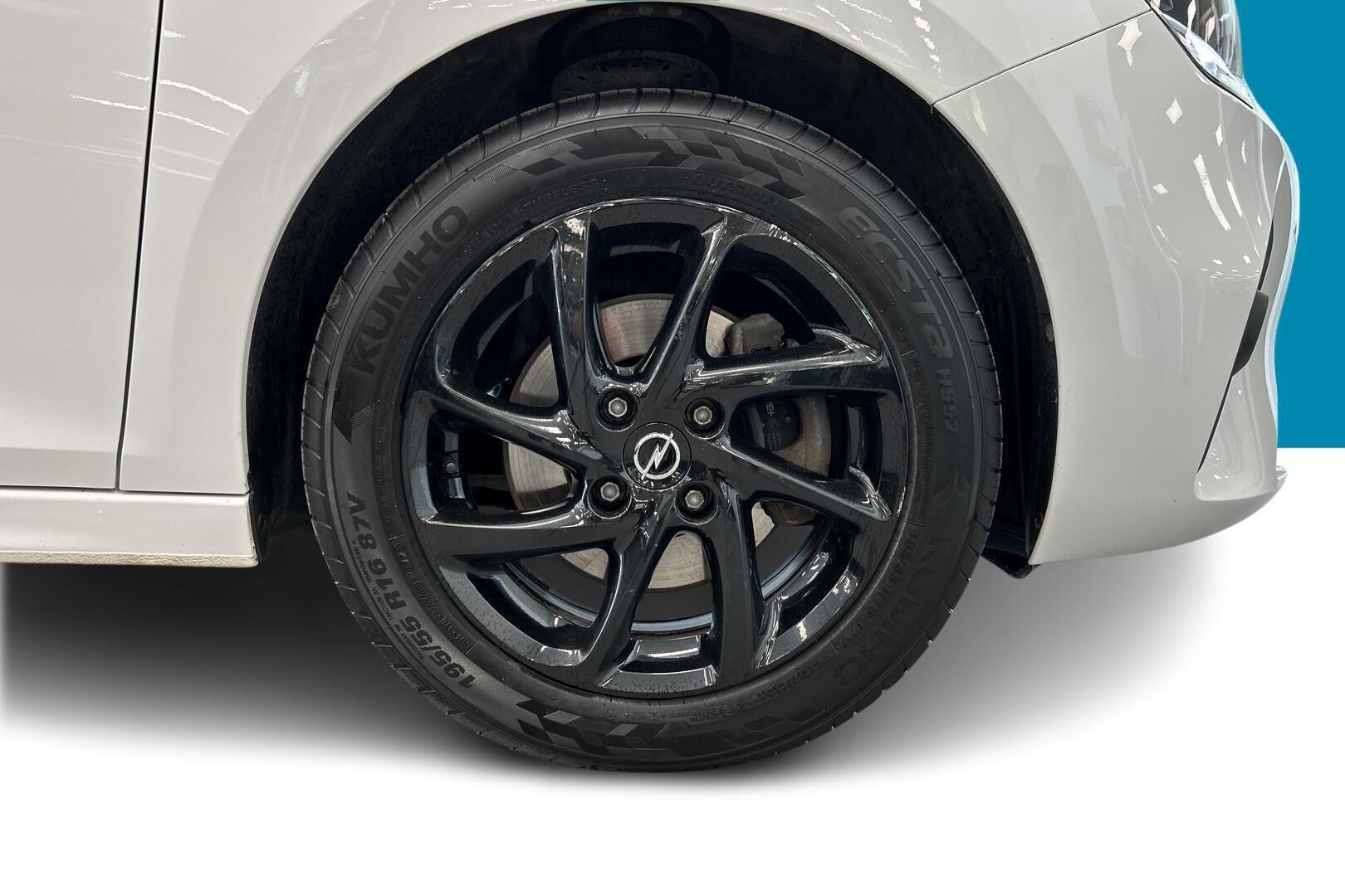 Opel Corsa iso kuva 13