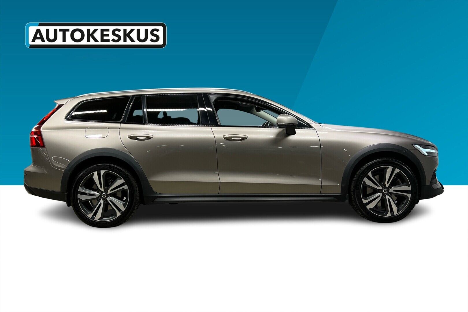 Volvo V60 Cross Country iso kuva 5