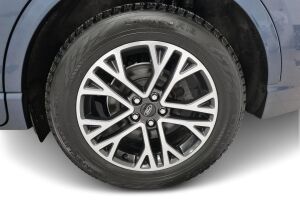 Ford Kuga esikatselu 13