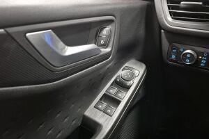 Ford Kuga esikatselu 21