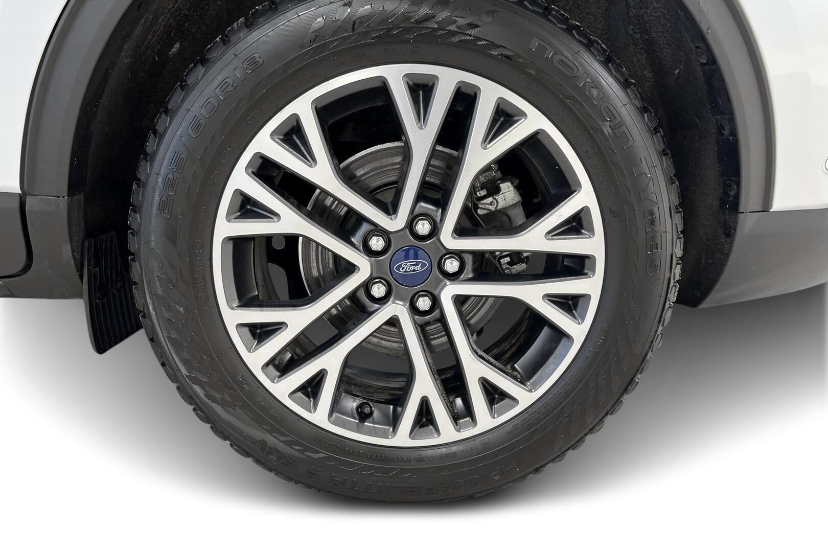 Ford Kuga iso kuva 12