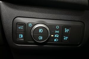 Ford Kuga esikatselu 18