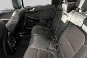 Ford Kuga esikatselu 9