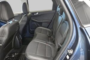 Ford Kuga esikatselu 10
