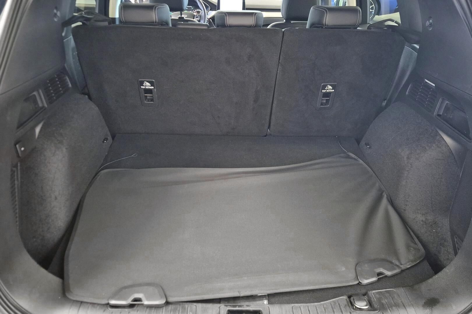 Ford Kuga iso kuva 12