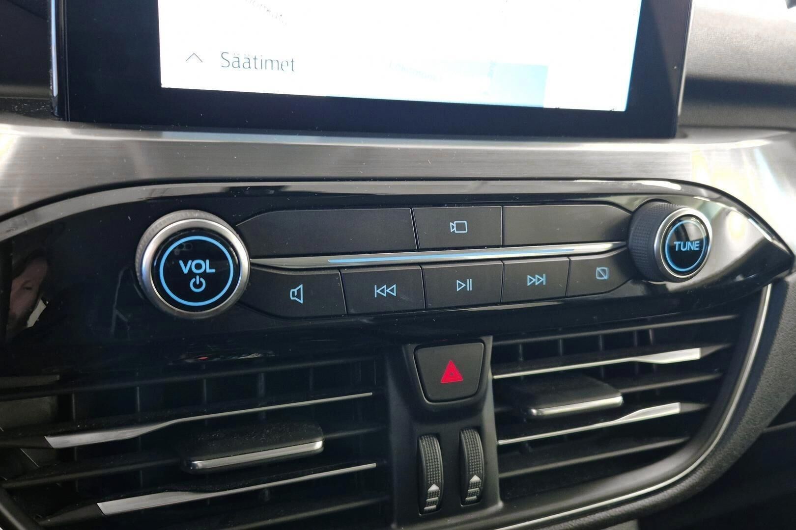Ford Kuga iso kuva 16
