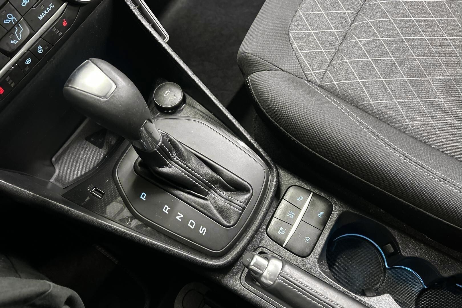 Ford Fiesta iso kuva 3