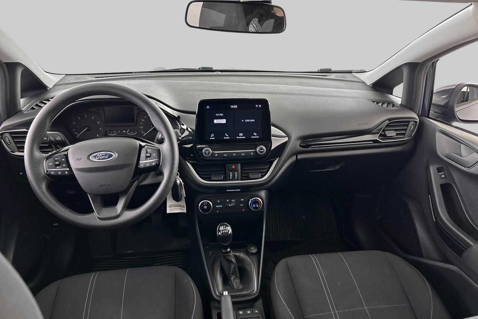 Ford Fiesta iso kuva 11