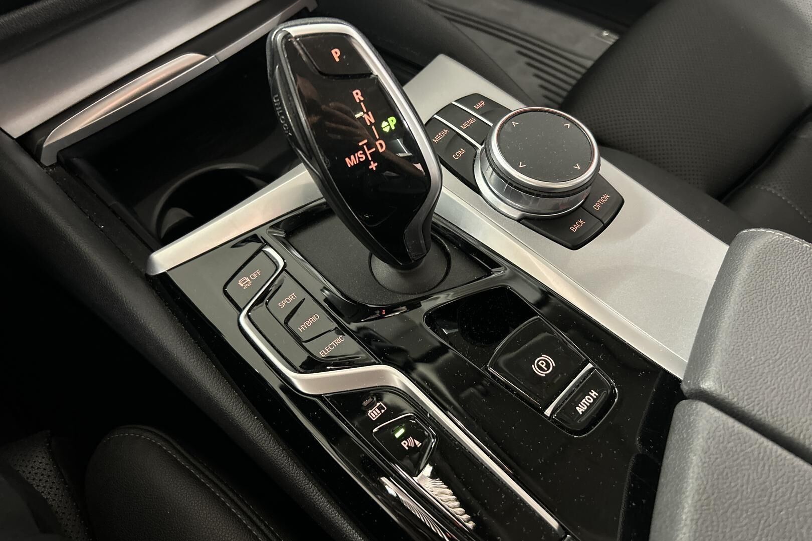 BMW 5-sarja iso kuva 21