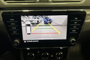 Skoda Superb esikatselu 37