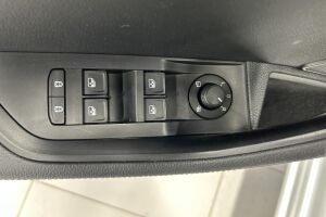 Skoda Superb esikatselu 25