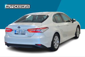 Toyota Camry esikatselu 5
