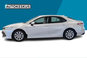 Toyota Camry esikatselu 8