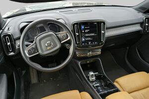 Volvo XC40 esikatselu 2