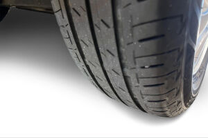 Mitsubishi Space Star esikatselu 14