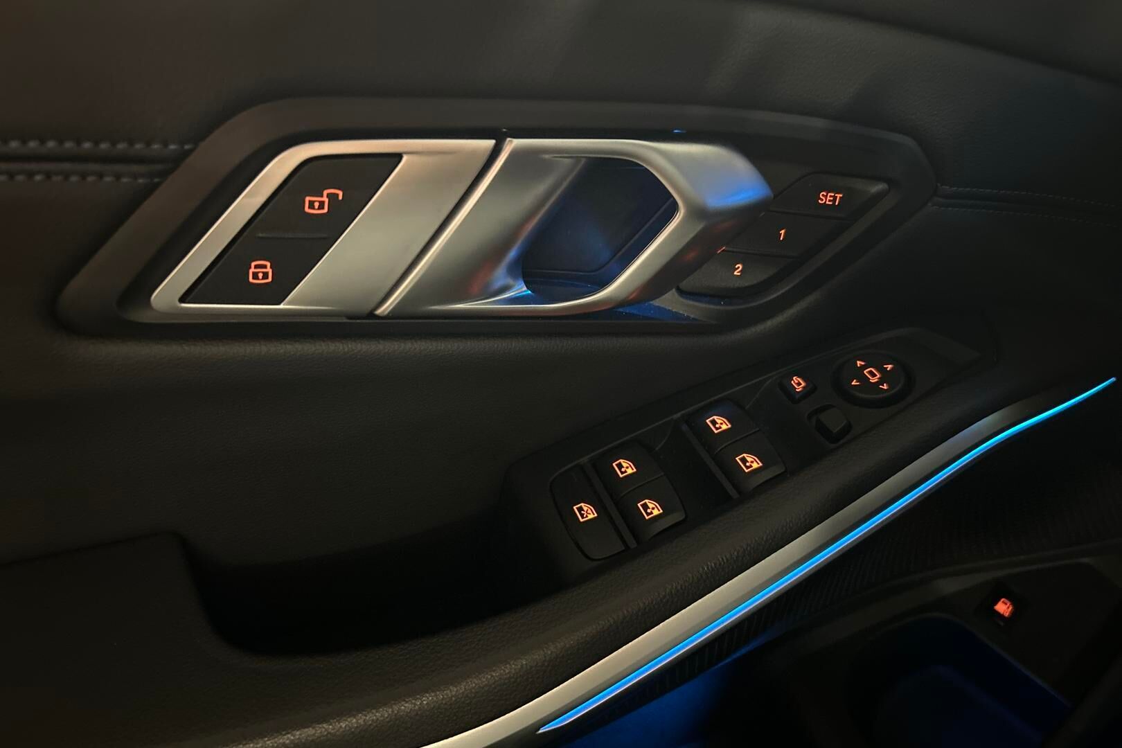 BMW 3-sarja iso kuva 19
