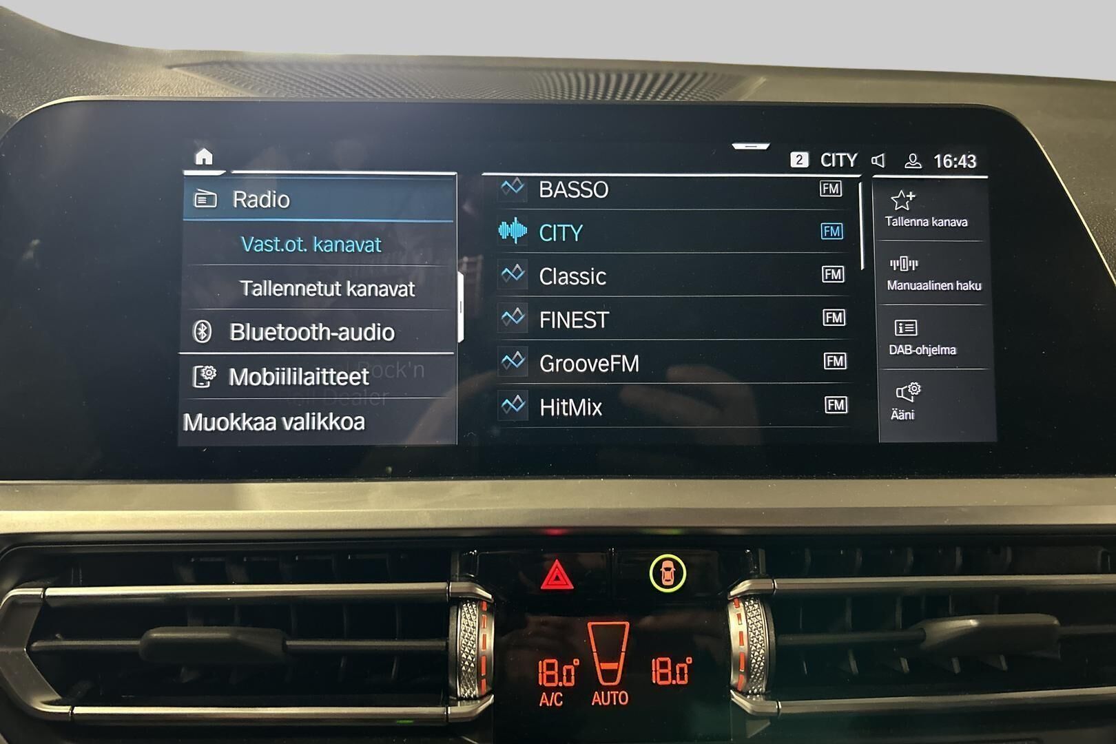 BMW 3-sarja iso kuva 22