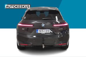 BMW iX esikatselu 7