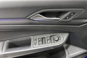 Volkswagen Golf esikatselu 24